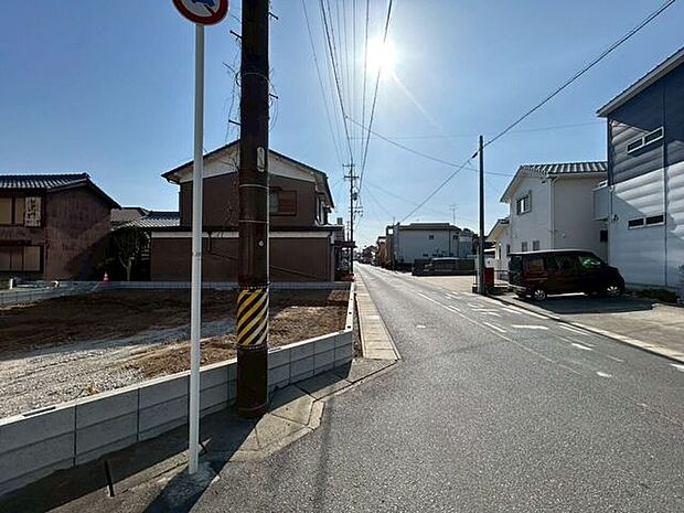 前面道路含む現地写真