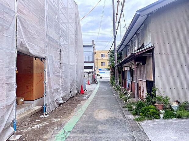 前面道路含む現地写真