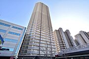 新子安駅より徒歩4分 29階 築25年7ヶ月の賃貸物件