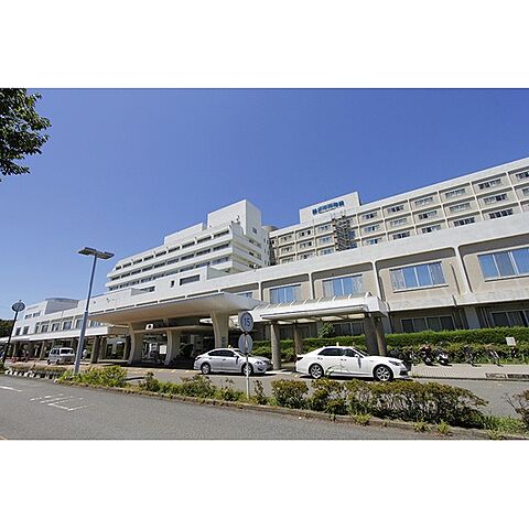 病院「藤沢市民病院（総合）まで2400ｍ」