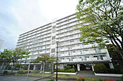 鳥浜駅より徒歩10分 築48年 11階建の賃貸物件