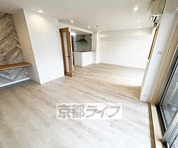 阪急京都本線 西院駅 徒歩9分の賃貸マンション 4階2LDKのリビング/ダイニング