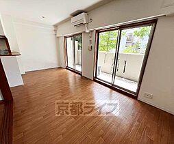 JR山陰本線 嵯峨嵐山駅 徒歩13分の賃貸マンション 1階2LDKのリビング/ダイニング