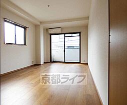 メゾン・ド・ビオラ 101 1階1Kのリビング/ダイニング