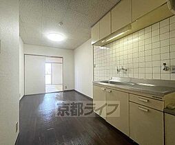 第1嶋本マンション 502 5階1DKのリビング/ダイニング