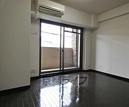 JR山陰本線 二条駅 徒歩5分の賃貸マンション 2階1Kのリビング/ダイニング