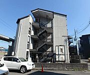 アパートメント亀岡 2階 築30年3ヶ月の賃貸物件