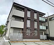 桂川駅より徒歩12分 3階 築2年9ヶ月の賃貸物件