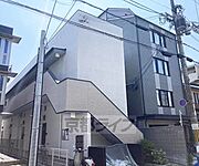 藤森駅より徒歩10分 1階 築8年10ヶ月の賃貸物件