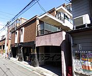 丸太町駅より徒歩13分 2階 築42年の賃貸物件