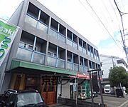二条駅より徒歩17分 3階 築35年の賃貸物件
