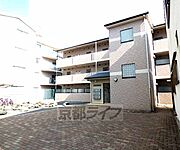 西京極駅より徒歩14分 3階 築23年の賃貸物件