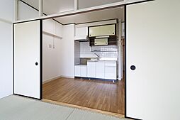 UR花表 6階3DKのリビング/ダイニング