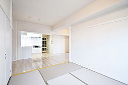 URアーバニア千代田 6階1LDKのリビング/ダイニング