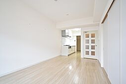 UR都市機構アーバンラフレ虹ケ丘西6号棟 2LDKの写真