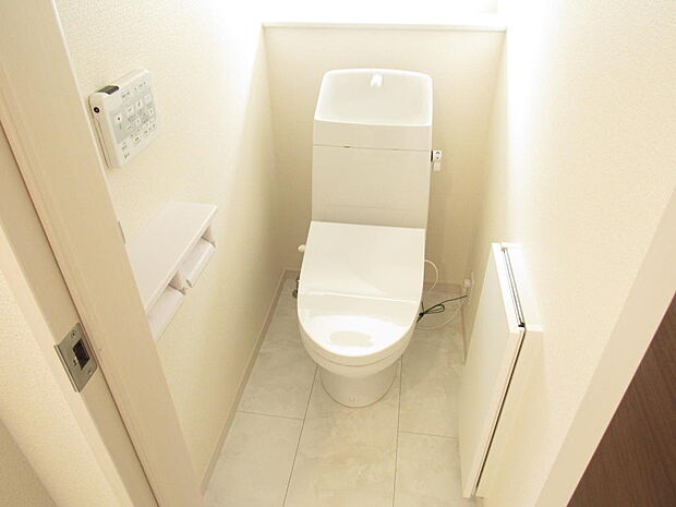 写真は同施工会社のものです。トイレは1階と2階にあります。