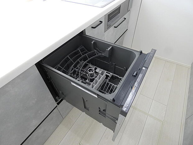 家事効率ＵＰの強い味方、食器洗浄乾燥機付き！