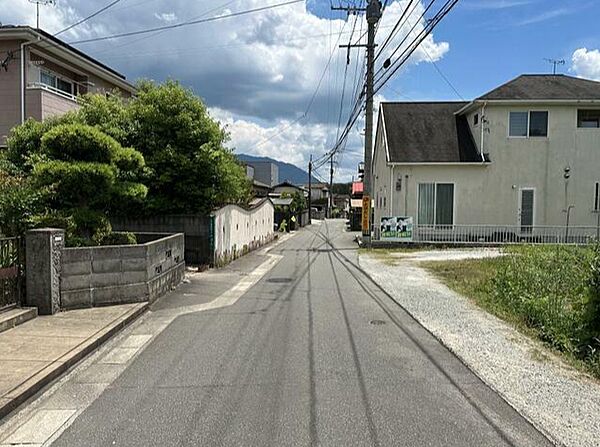 南西側前面道路：幅員約3.9ｍ。