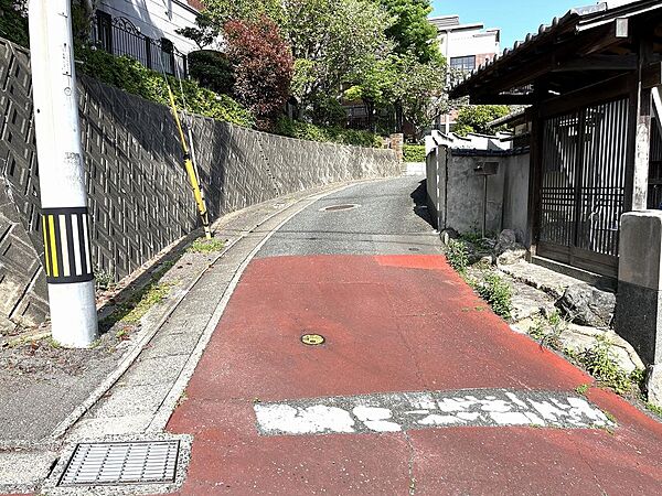 北側の前面道路！
