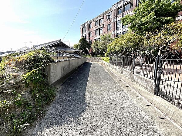 北側の前面道路！