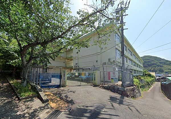 北九州市立田野浦小学校：480ｍ、徒歩6分