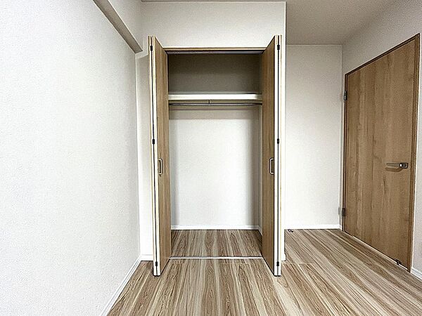 洋室約5.４帖のクローゼット！