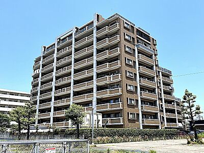 外観：ららぽーと徒歩8分の立地で便利なマンション！お気軽にお問い合わせください(^^)/