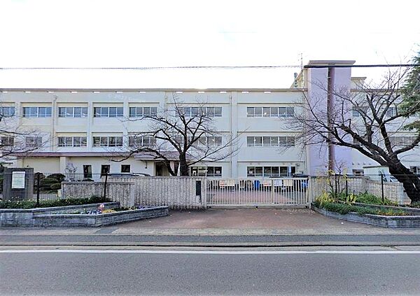 大野城市立大野北小学校：650ｍ、徒歩9分