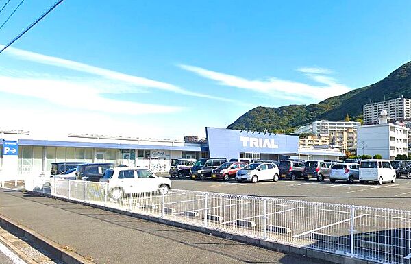 スーパーセンタートライアル門司片上海岸店：1100ｍ、徒歩14分！