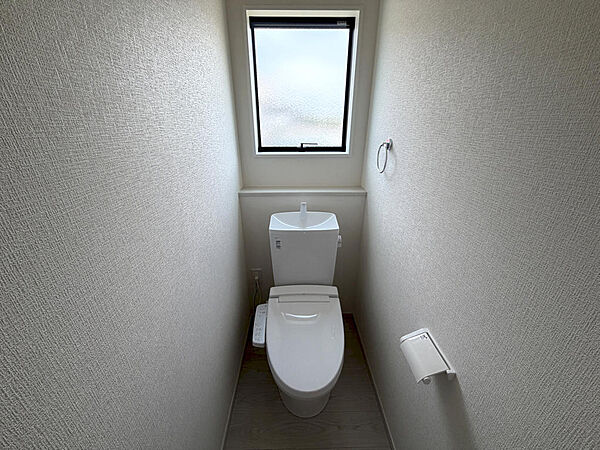 トイレを拡大表示