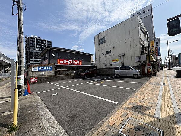 近隣駐車場：月額11000円！