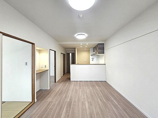 広々4LDKの間取りは、家族が増えても住み続けられるお家です。