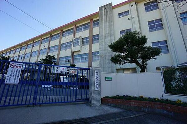 壱岐中学校まで646m