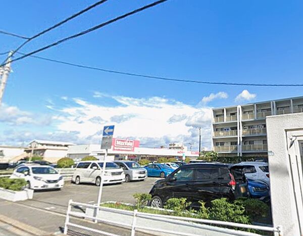 マックスバリュ周船寺店：マンションすぐ横にあり便利！