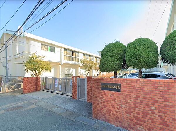 北九州市立折尾西小学校：380ｍ、徒歩5分！