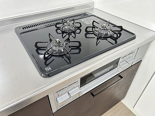 3口コンロで料理がはかどります。