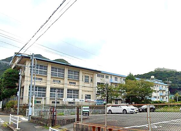 北九州市立富野中学校:690ｍ、徒歩9分！