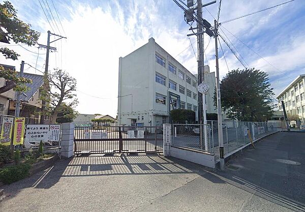 福岡市立多々良小学校まで1900ｍ！
