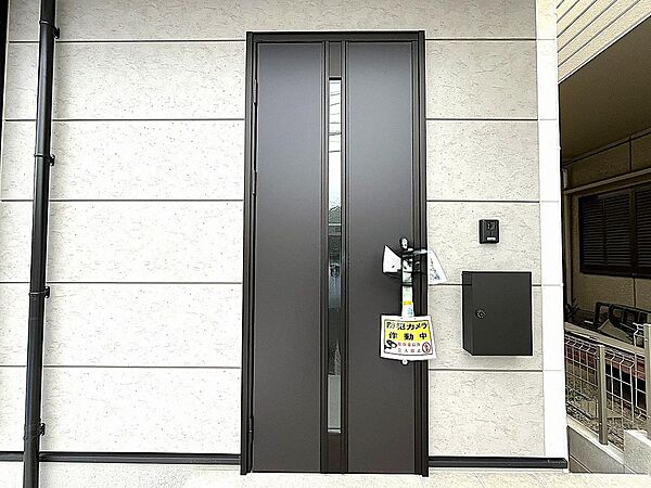玄関を拡大表示