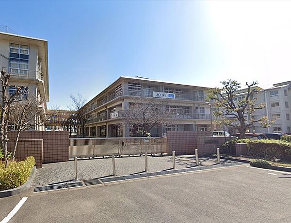 春日市立春日北中学校：360ｍ、徒歩5分！