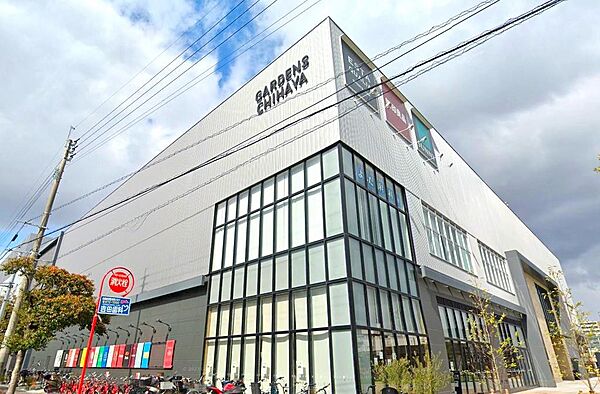 ガーデンズ千早：450ｍ、徒歩6分！