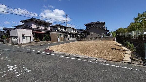 平坦な角地！