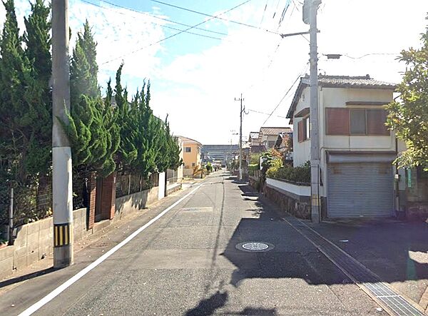 東側接面道路6.8ｍ公道！