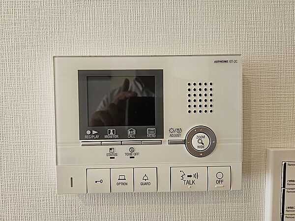 来客時に便利、TVモニター付きインターホン。