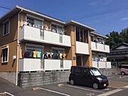 琴芝駅よりバス13分 徒歩7分 築18年3ヶ月 2階建の賃貸物件