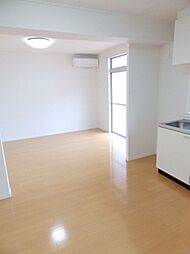 アーバン宮地 102 1階1LDKのリビング/ダイニング