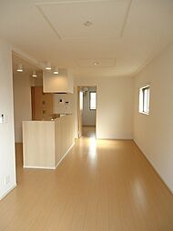 BEST HOUSE II　B 2階2LDKのリビング/ダイニング