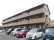 居能駅より徒歩11分 築11年10ヶ月 3階建の賃貸物件