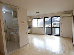 セジュール床波　B棟 102 1階3LDKのリビング/ダイニング