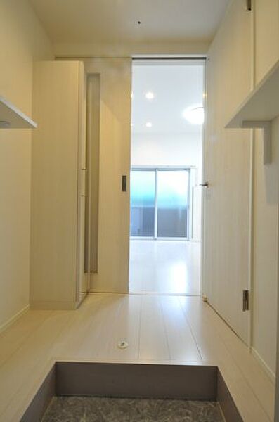 画像8:キッチンスペースやお部屋が丸見えにならない安心設計。